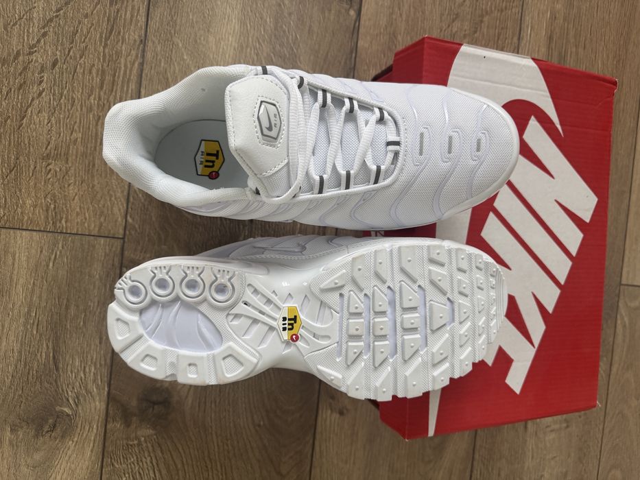 ! REDUCERE ! Nike Tn Air Max Plus White