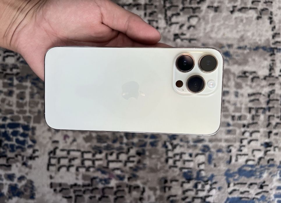 Iphone 14 pro max golt