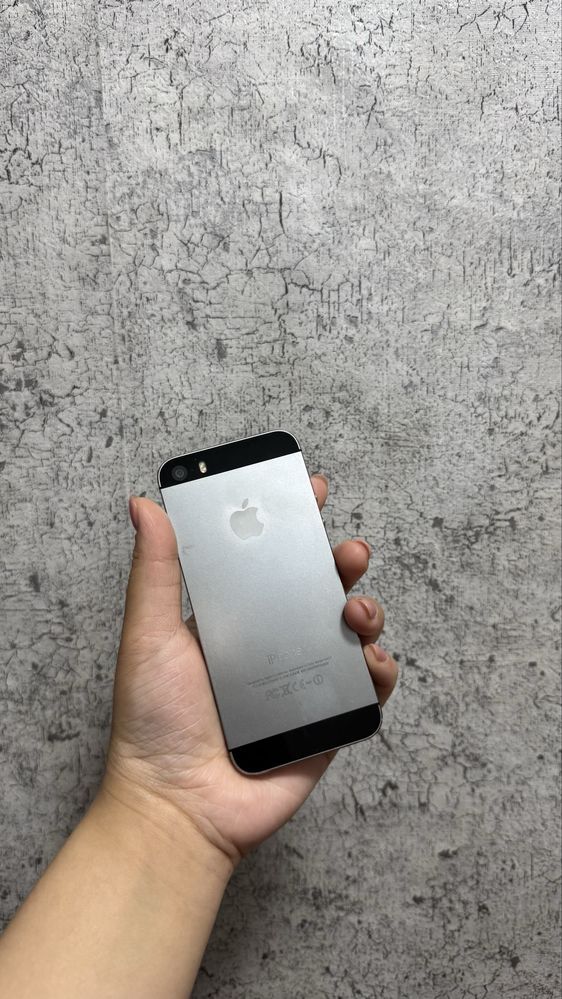 Продам iphone 5S! В отличном состоянии!