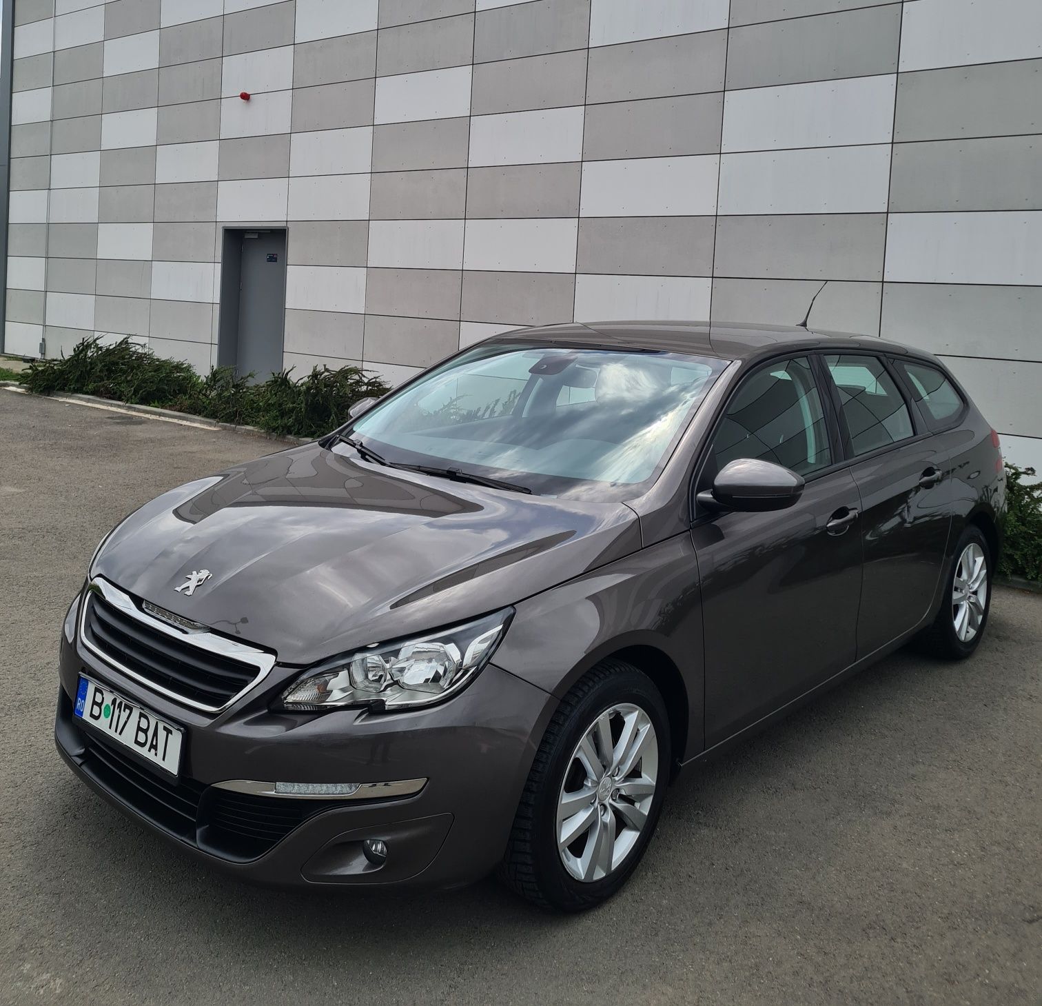 Peugeot 308 / 1.6 Diesel/Navigatie/ Climatronic/ Bluetooth/