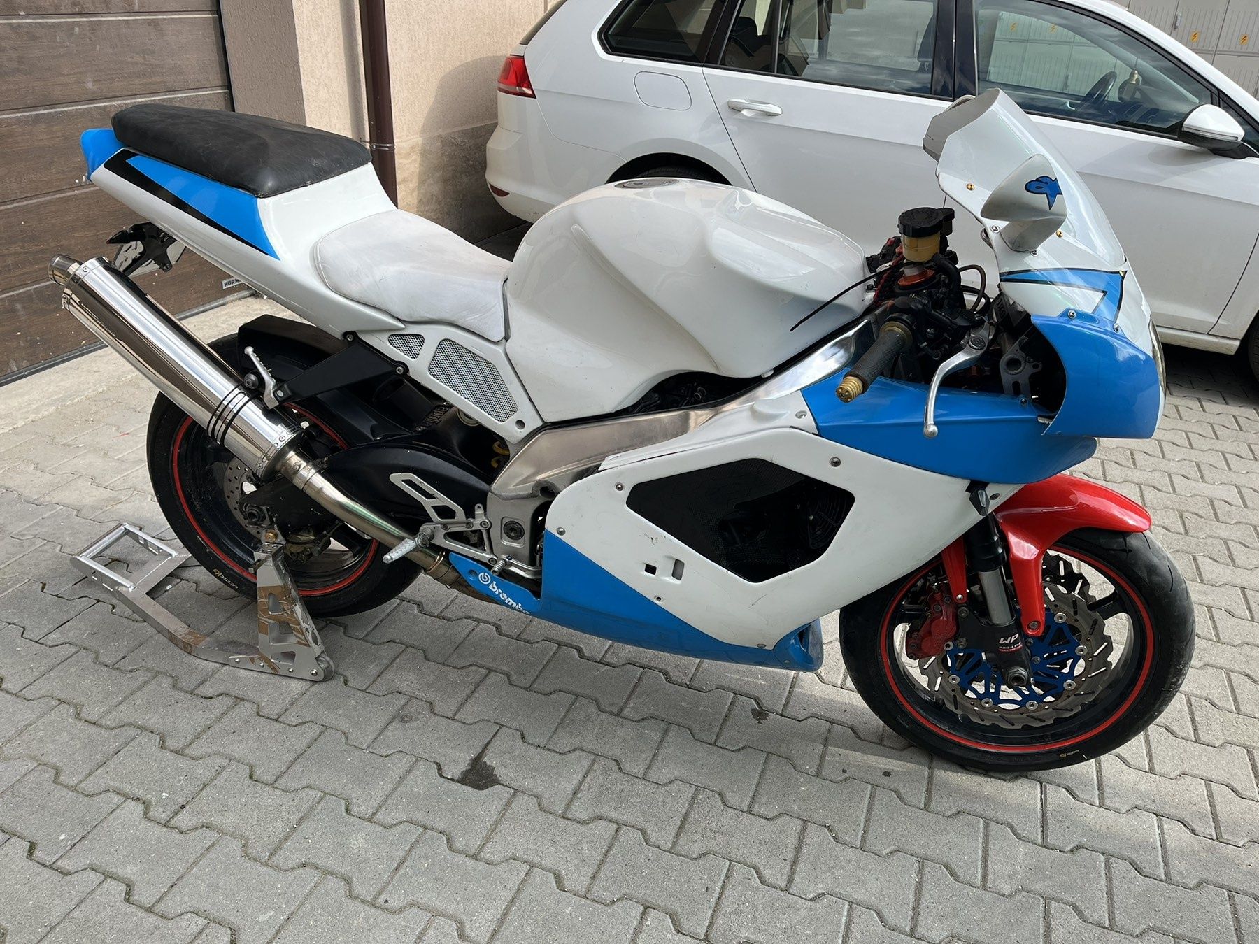 Aprilia RSV 1000 Mille