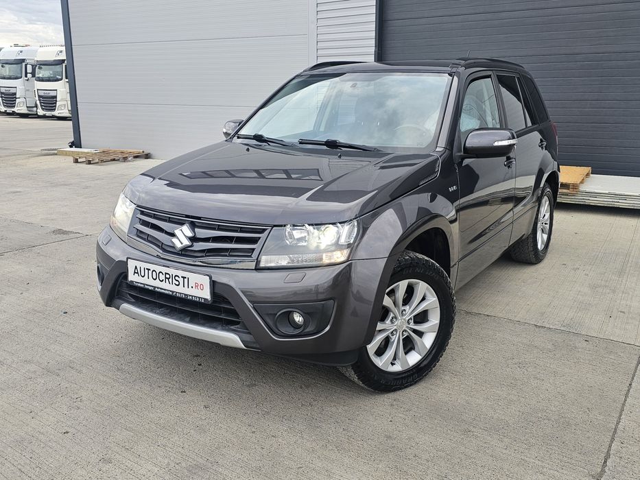 Suzuki grand vitara,1.9Diesel, 4x4, Navi, Xenon, Cârlig,Posibil Rate *