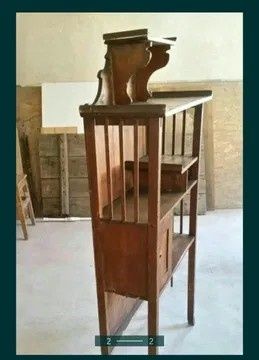 Dulap vintage din lemn masiv