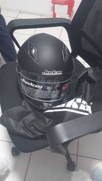 Мотоциклетный шлем абсолютно новый цена 400.000 сум