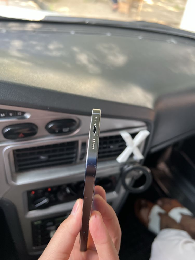 iphone 12 128 gb karopka dakument