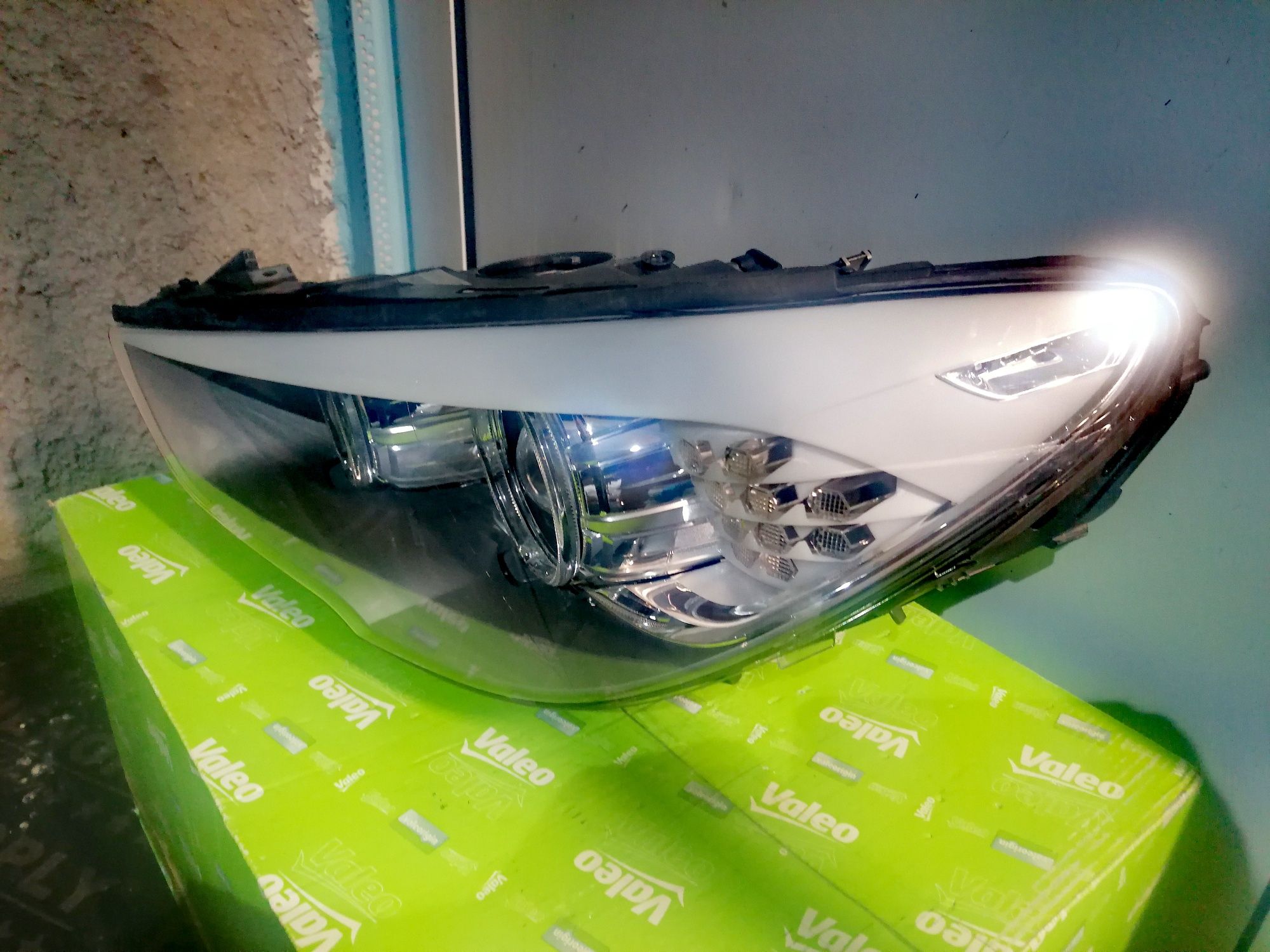 Фар фарове за BMW 5 F07 GT / БМВ 5 Ф07 ГТ Dynamic-Xenon LED.