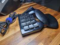 Razer Nostromo геймърка клавиатурата