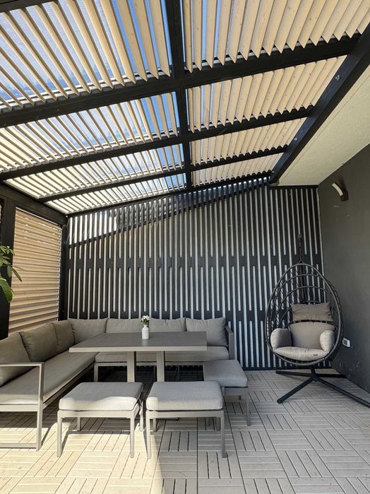 Terasă lemn stratificat - cu sistem de umbrire - glisiere