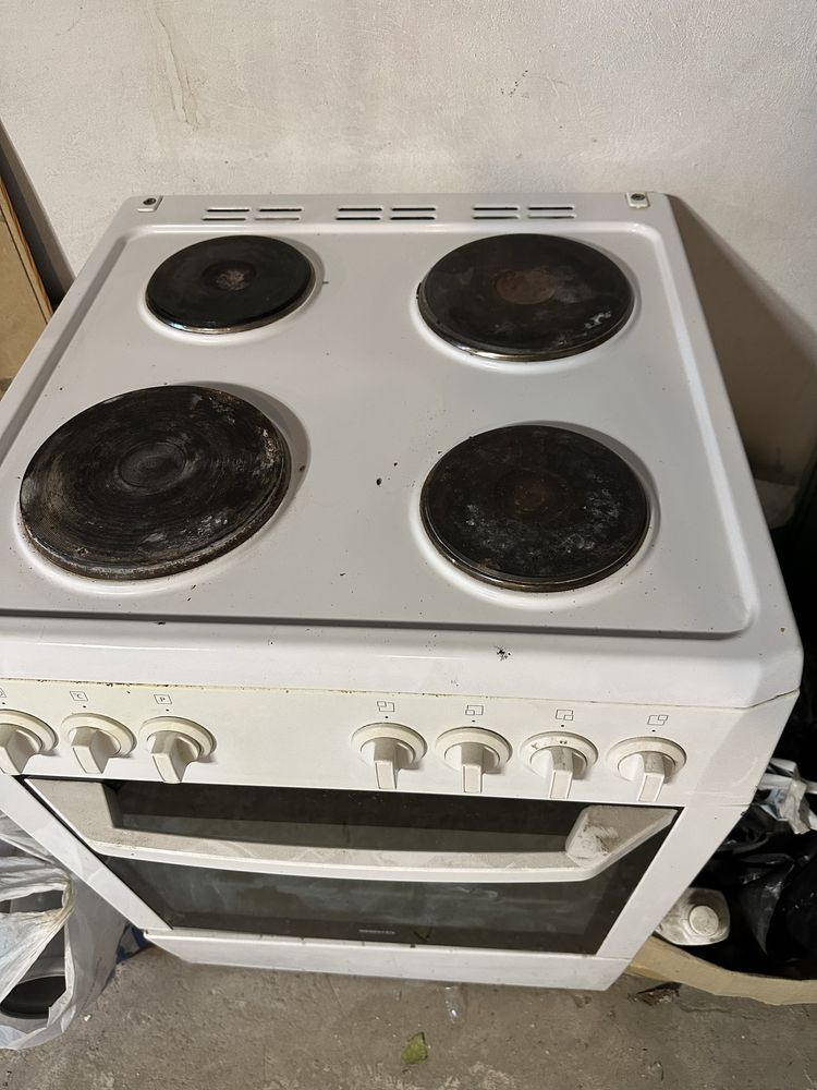 Плита Beko 4 комфорки