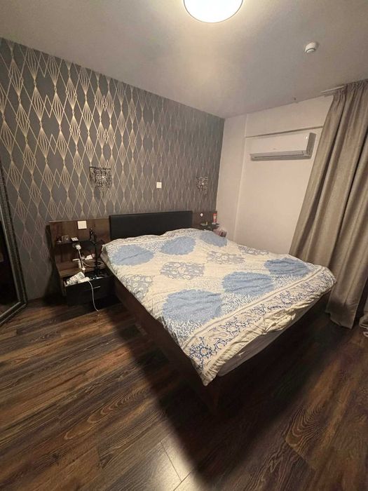 Pat cu noptiere KringX Bronx 160x200 stejar antracit stare buna