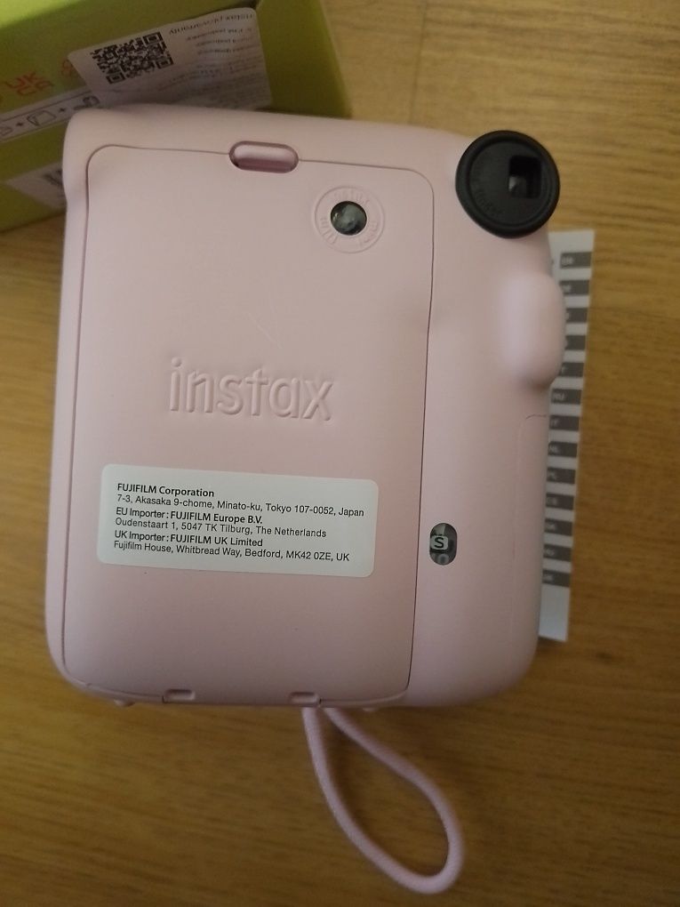 Fujifilm Instax Mini 12 (розов) – неработещ, за части