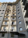 "СрочноHAQIQIY Status 3Ком Безрем  Коробка 80м2  Карасу6 Рынок ‼️‼️‼️
