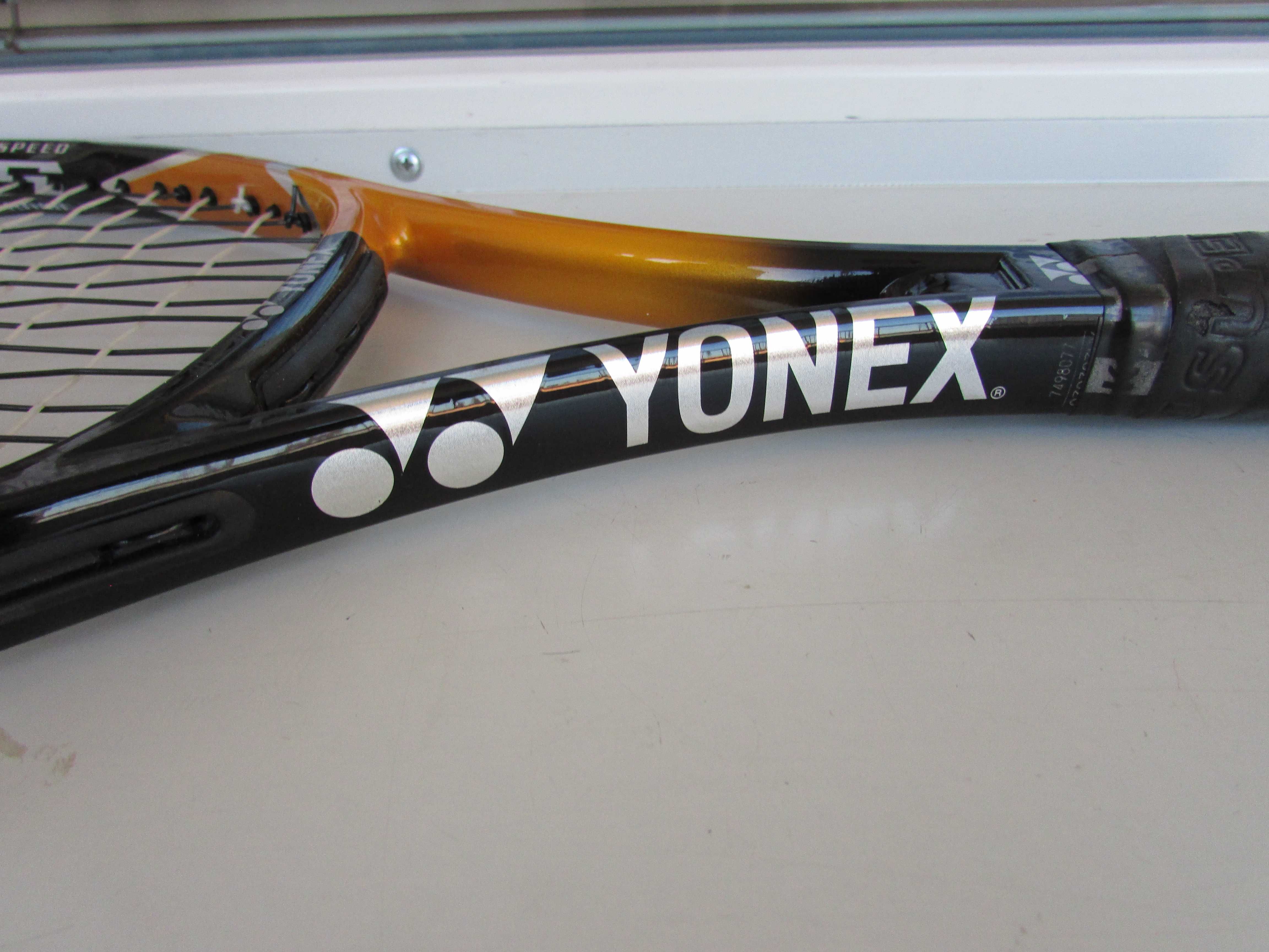 Тенис ракета YONEX RDiS 200