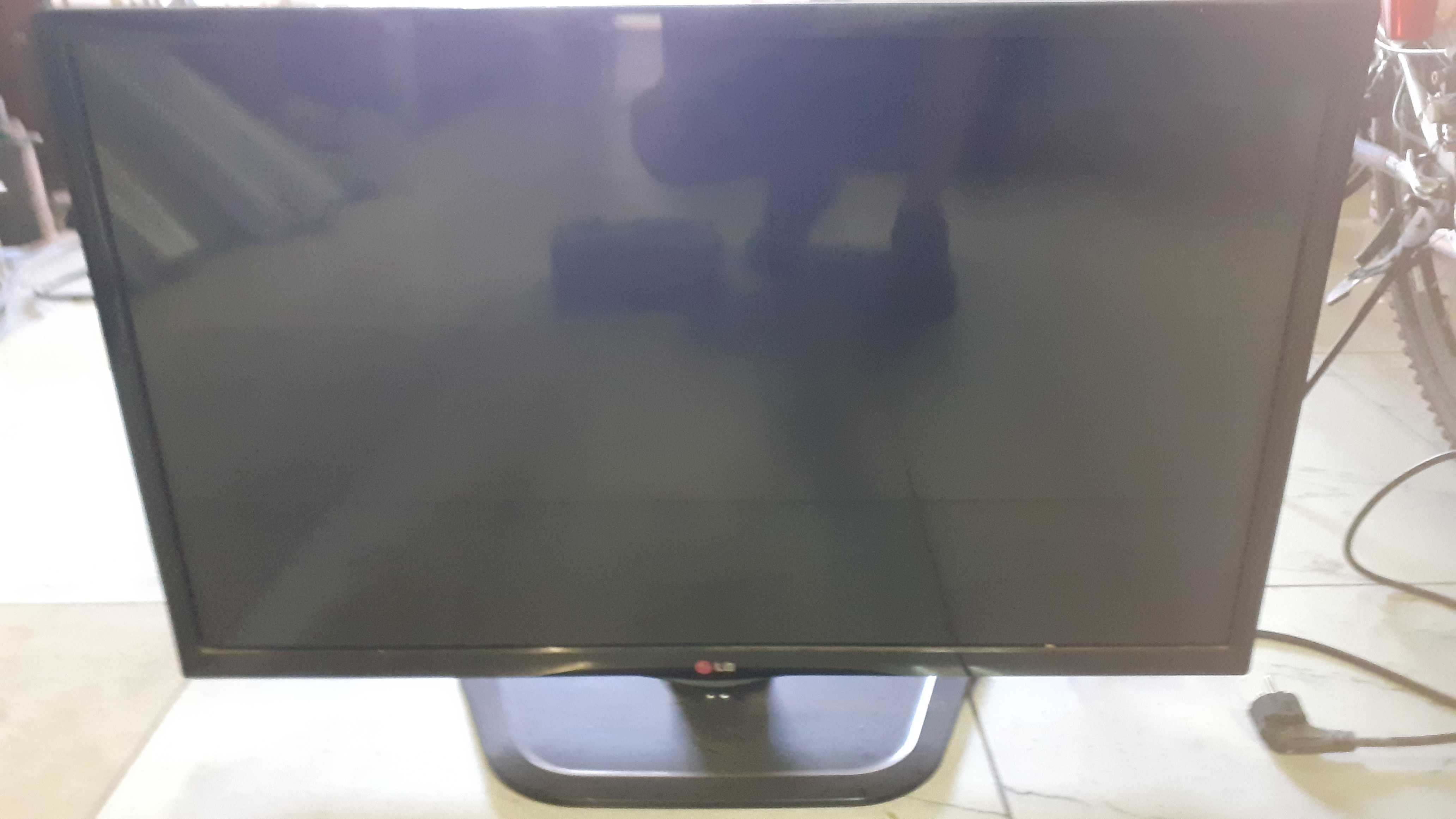Телевизор LG 32 LN5400