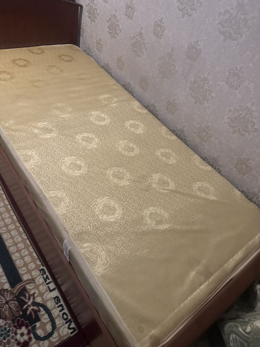 Камод для спальний и 2 спальний кароват