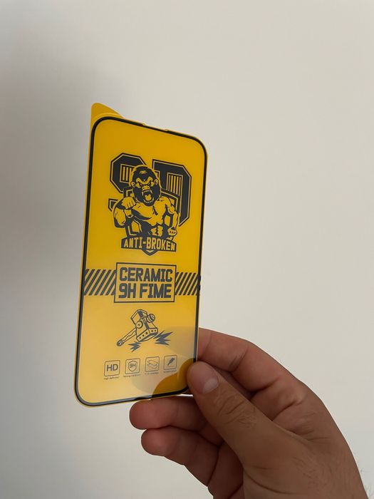 Folie sticla ceramica pentru Samsung si iPhone