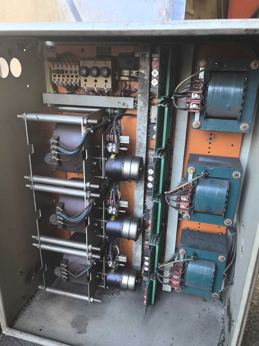 Ел Табло за обемна ерозийна машини