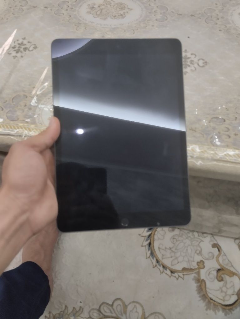 iPad 9 th sotiladi
