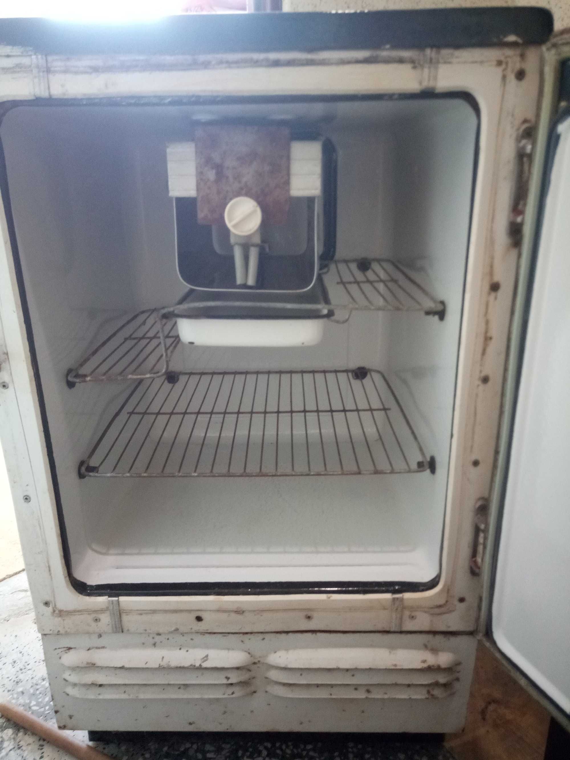 Хладилник "Саратов" - работещ