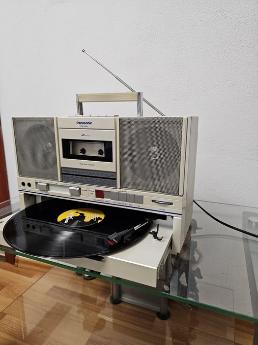 Radio Casetofon cu Pick-up Panasonic SG-J500L