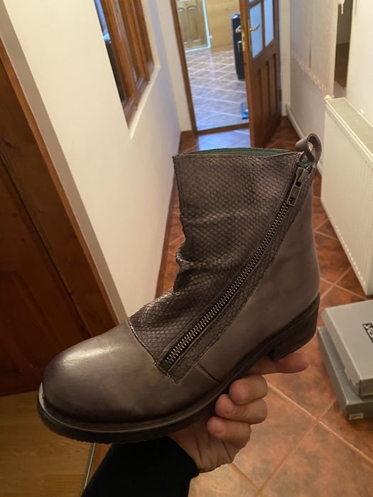 Ghete de dama din piele naturala