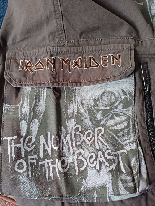 Pantaloni scurti IRON MAIDEN - The Number Of The Beast - M/L