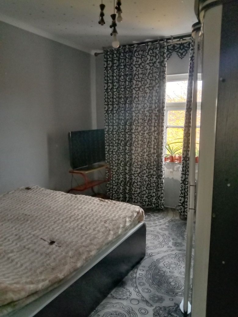 Срочно продаю квартиру в юнусабад 19кв 3/5/5