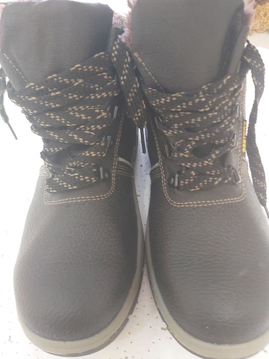 Ботинки рабочие зимние