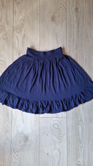 Sarafan si fusta fete , pt scoala, in stare foarte buna, mărimea 140cm