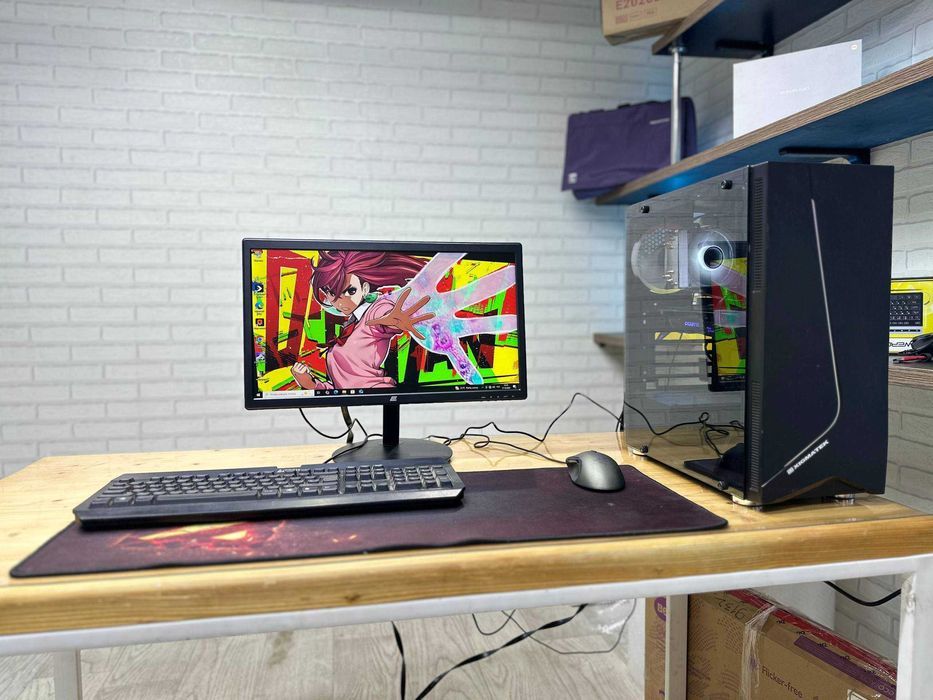 Игровой ПК с монитором и комплектом