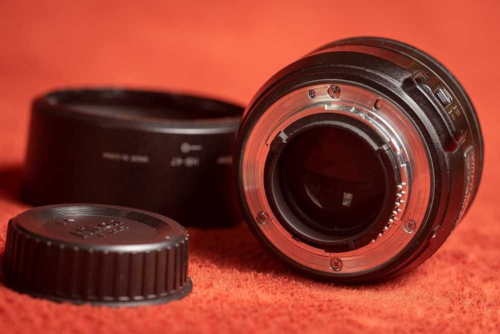 Vând obiectiv Nikon AF-S 50mm f/1.4 G Nikkor montura F pentru DSLR