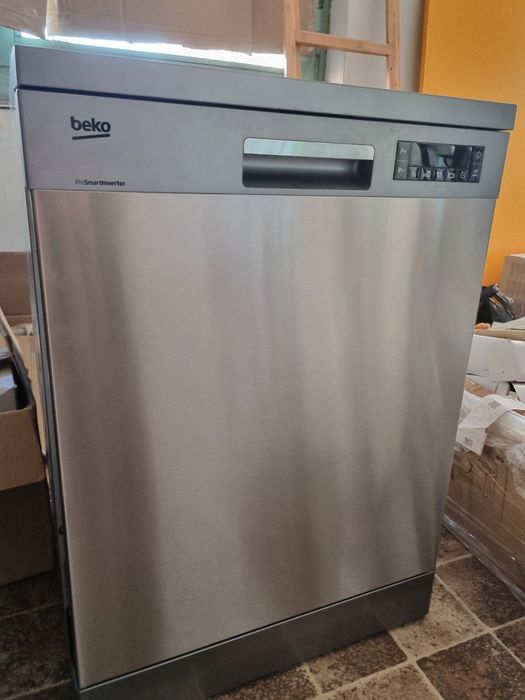 Съдомиялна Beko DFN26420X