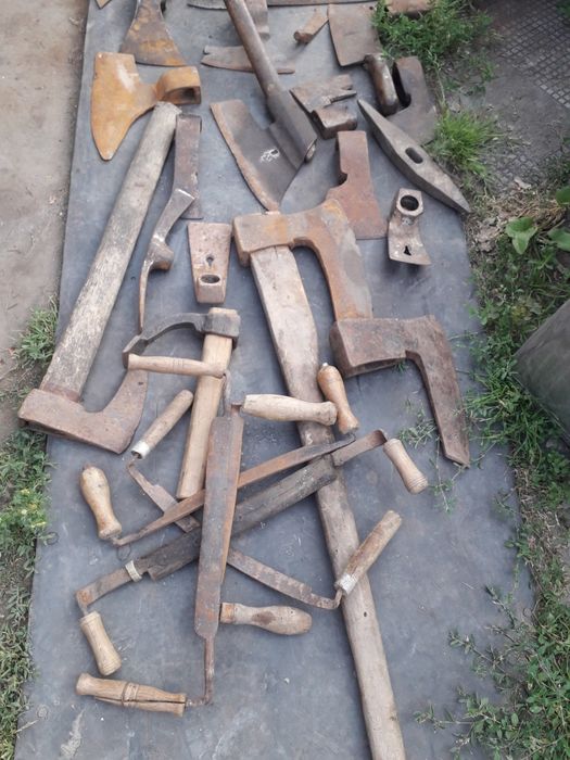 Barda, clesti fierarie nicovala coasa,soba rumegus,caldare palinca