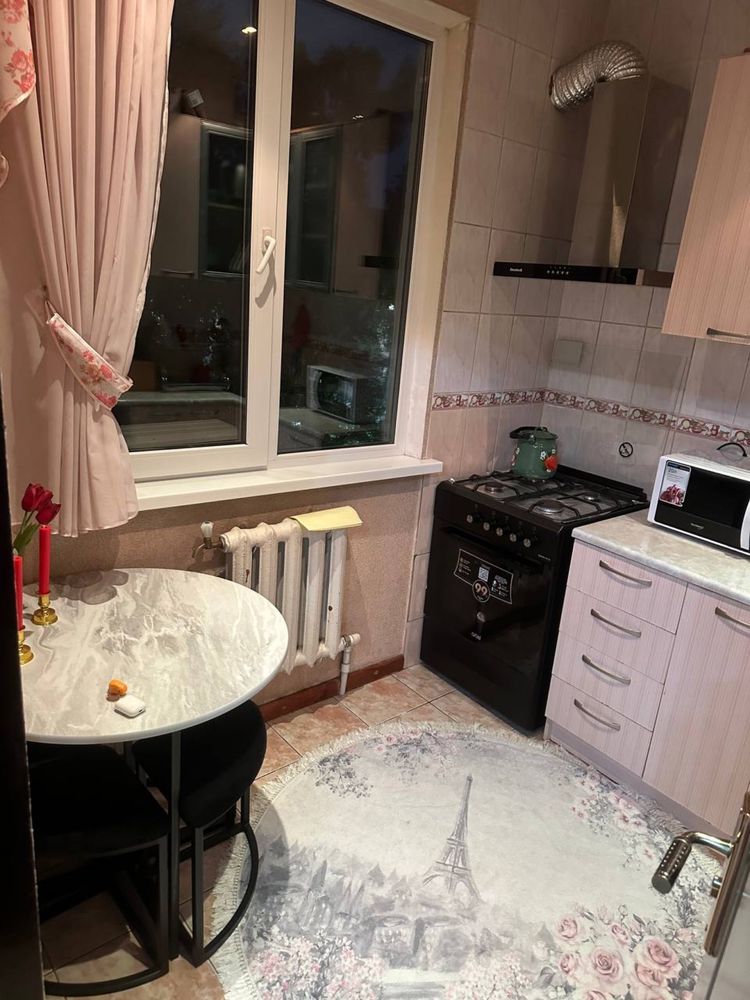 Qizlarga kvartira chilonzor 10 kvdan kvartira bor jahon tillari yonida