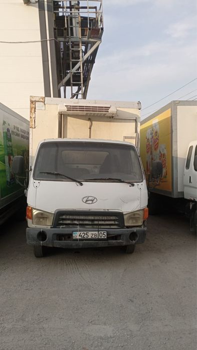 Продам авто на ходу рэф работает HD72