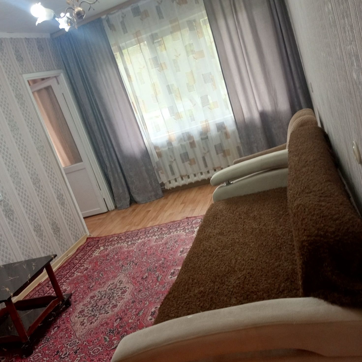 Сдам 2 комнатную. Бурова16