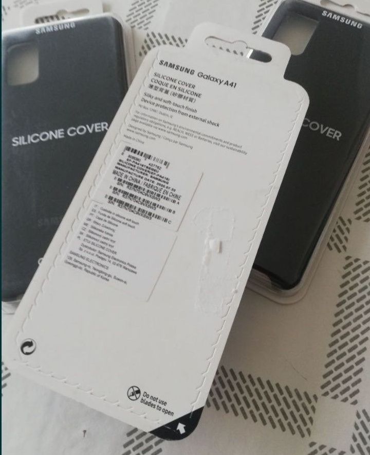 Husa Silicone Case Samsung A41 Originala Sigilata NOU 3 buc

Produse n