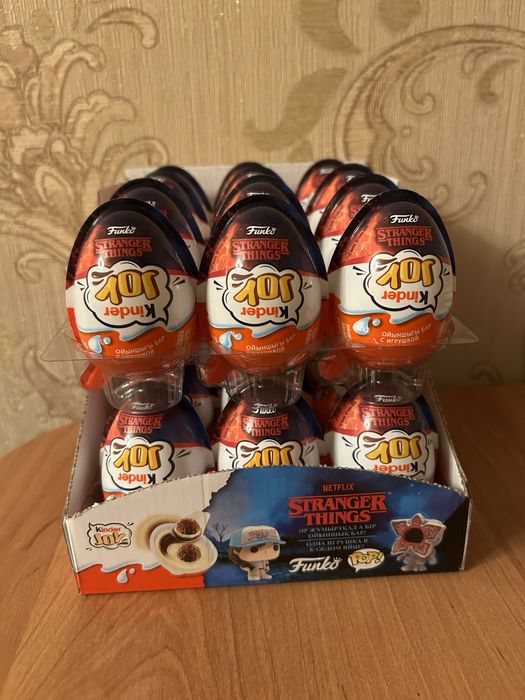 Киндер joy очень странные дела