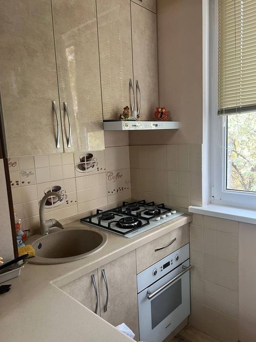 Здаю 2 ком Лисунова 4