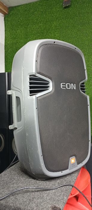 Професионални колони 15-ски JBL EON -305