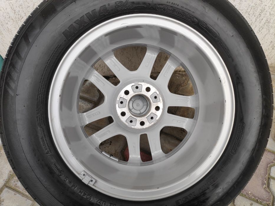 Janta BMW Style R 17 cu anvelopa Michelin 235/65/17