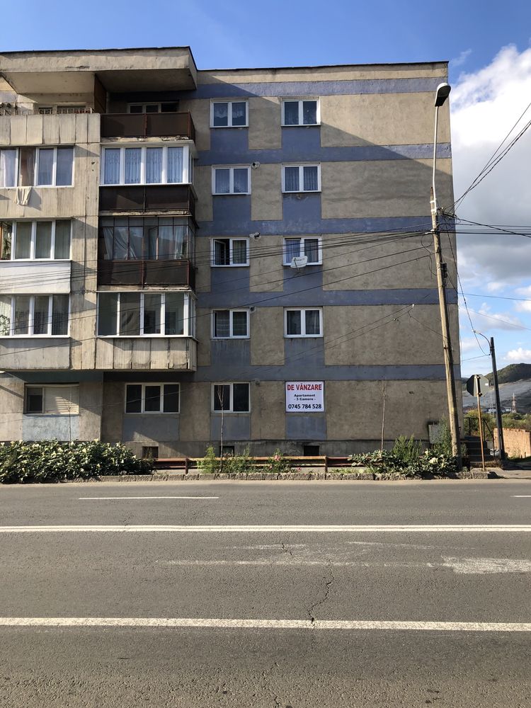 Apartament 3 camere str. Mihai Viteazul Parter E60