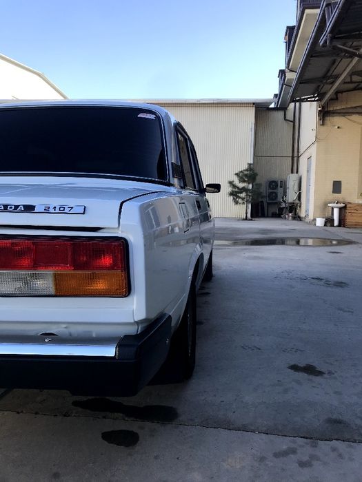 VAZ 2107 SOTILADI 2010 yil