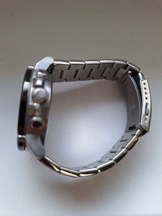 Ceas Edifice Bluetooth