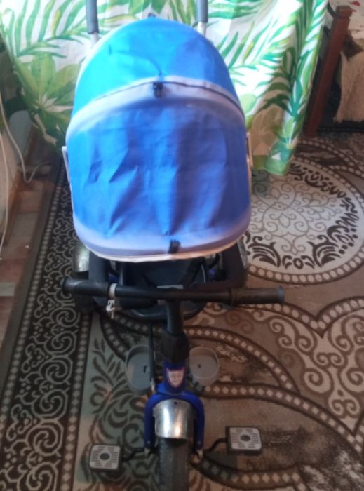 Продам коляску 15000Велосипед