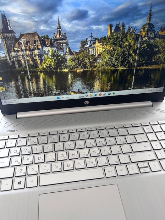 Ноутбук HP Laptop
