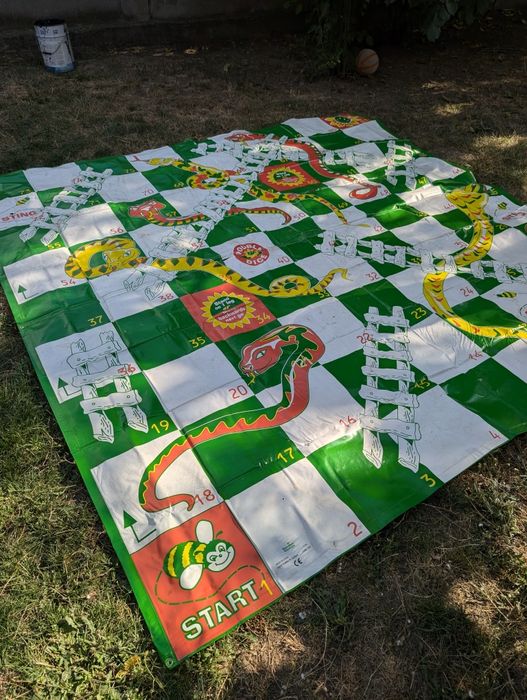 Joc de gradina dimensiune uriasa