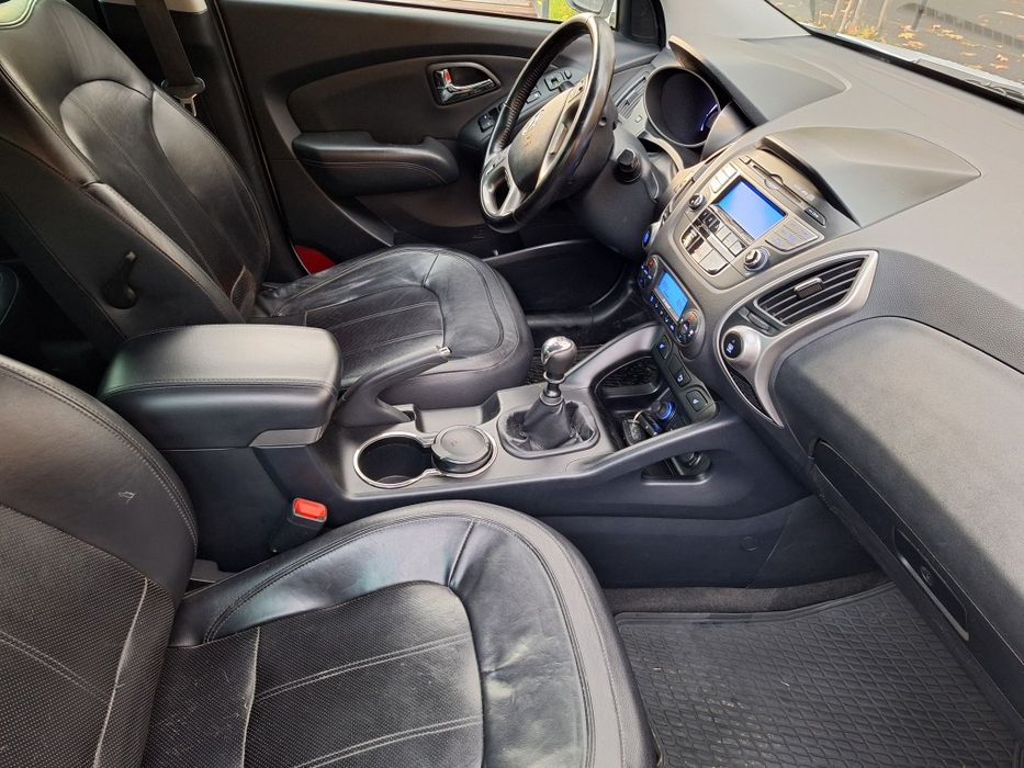 HYUNDAI IX35 2011 , 2.0 CRDI ,4X4