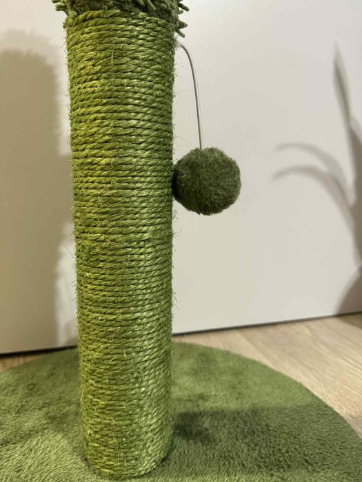 Драскалка за котка кактус