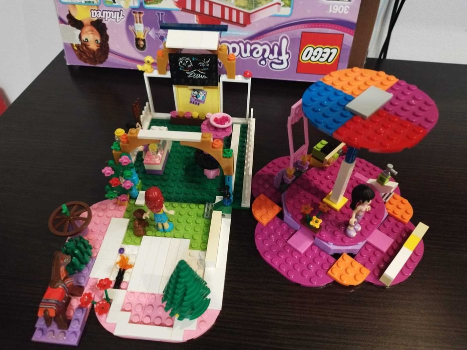 joc-LEGO Friends fara cutie si carticica